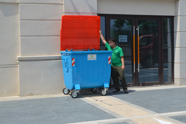 1100l mobile garbage container